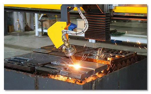 上海NBA网站app10米超长跨距无限回转数控坡口切割机调试